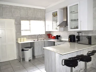 3 Bedroom Townhouse For Sale in Brakpan - fWj2.webp