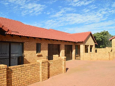 2 Bedroom House For Sale in Koster - o43k.webp