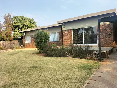 4 Bedroom House For Sale in Pretoria - 5idK.webp