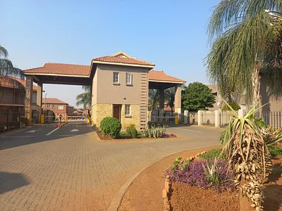 2 Bedroom Apartment For Sale in Rustenburg - izoF.webp