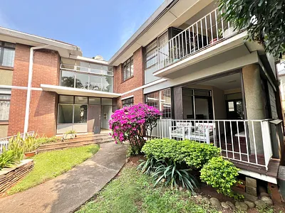 2 Bedroom Apartment For Sale in Durban - i4mw.webp