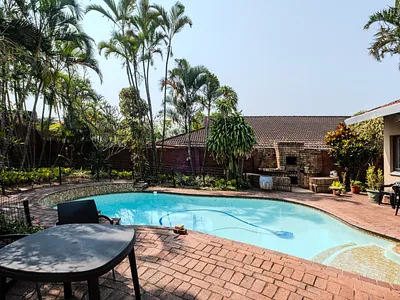 3 Bedroom House For Sale in Umhlanga - YRmq.webp