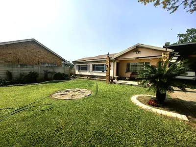 3 Bedroom House For Sale in Rustenburg - OKIV.webp