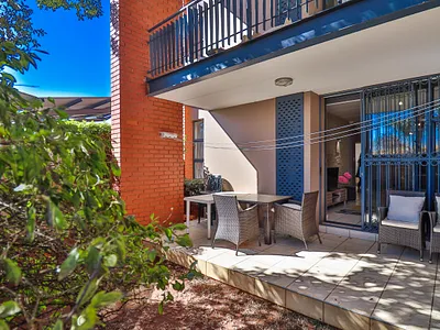 2 Bedroom Apartment For Sale in Sandton - CbR8.webp