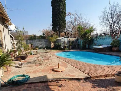 4 Bedroom House For Sale in Vereeniging - ajAQ.webp
