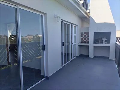 3 Bedroom Apartment To Rent in Mossel Bay - T0OP.webp