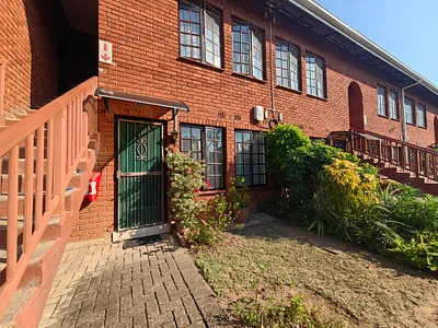 1 Bedroom Apartment For Sale in Scottburgh - img