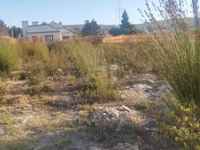 Vacant Land For Sale in Albertinia - ZFp6.webp