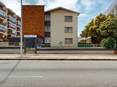 1 Bedroom Townhouse For Sale in Port Elizabeth - img