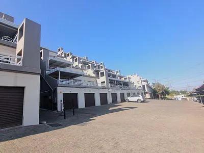 2 Bedroom Townhouse For Sale in Germiston - dFiJ.webp