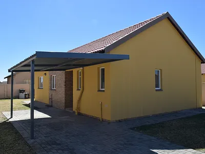 3 Bedroom House For Sale in Rustenburg - 8yre.webp
