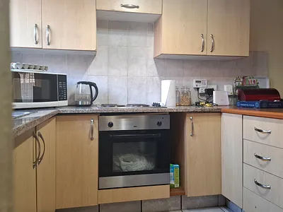 2 Bedroom Apartment For Sale in Pretoria - 19cQ.webp