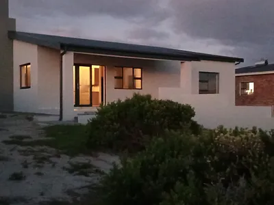 3 Bedroom House For Sale in Gansbaai - tSLa.webp