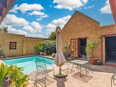 4 Bedroom House For Sale in Centurion - KJlh.webp