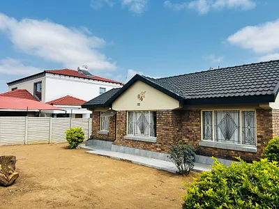 3 Bedroom House For Sale in Louis Trichardt - img