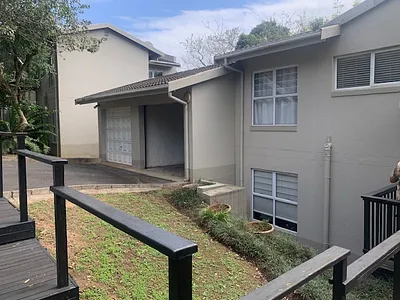 3 Bedroom Apartment To Rent in Durban - c23D.webp