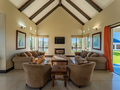 4 Bedroom House For Sale in St Francis Bay - hKaV.webp