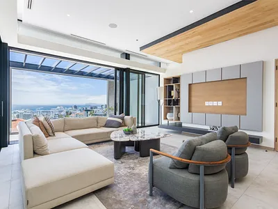 3 Bedroom Townhouse For Sale in Cape Town - img