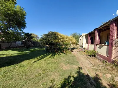 3 Bedroom House For Sale in Vredefort - img