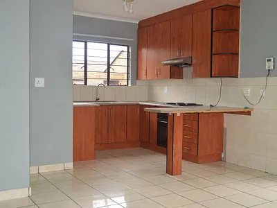 3 Bedroom Townhouse To Rent in Randfontein - PogX.webp