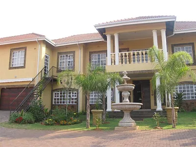 5 Bedroom House For Sale in Rustenburg - LaR1.webp