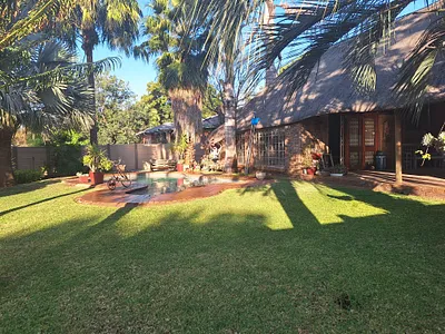 3 Bedroom House For Sale in Bo-dorp, Rustenburg - 0Luh.webp