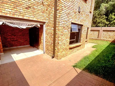 2 Bedroom Townhouse For Sale in Boksburg - MgA7.webp