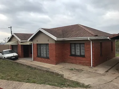 4 Bedroom House To Rent in Durban - leXb.webp