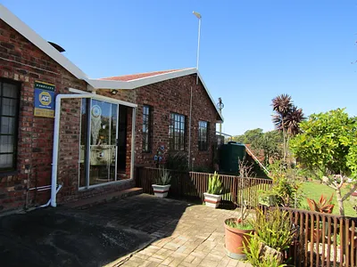 4 Bedroom House For Sale in Humansdorp - XBLZ.webp