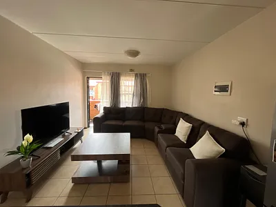 2 Bedroom Apartment For Sale in Midrand - LHps.webp