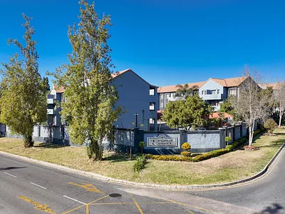 1 Bedroom Townhouse For Sale in Midrand - YjW6.webp