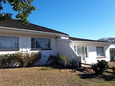 4 Bedroom House To Rent in Port Elizabeth - img