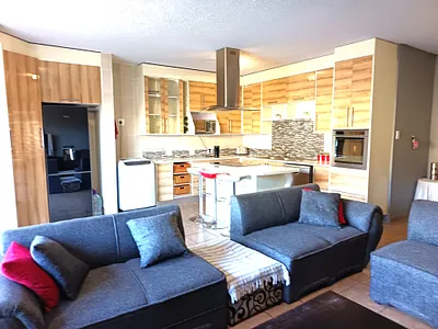 2 Bedroom Apartment For Sale in Brakpan - j6Oj.webp