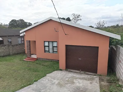 3 Bedroom House For Sale in East London - GwlO.webp