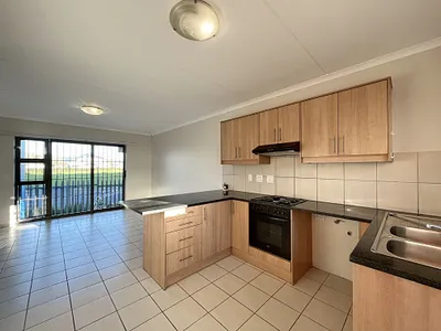2 Bedroom Apartment To Rent in Milnerton - TmZs.webp