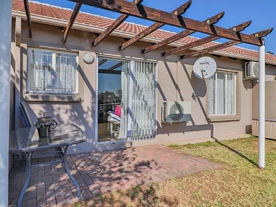 2 Bedroom Townhouse For Sale in Edenvale - dUPI.webp