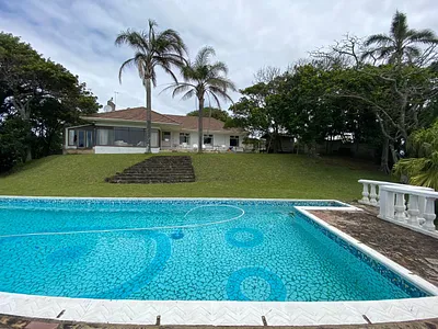 4 Bedroom House For Sale in East London - nKbn.webp