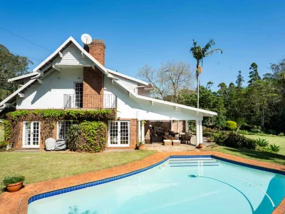 3 Bedroom House For Sale in Hillcrest - img
