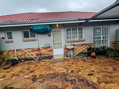 3 Bedroom House For Sale in Sasolburg - Kfcy.webp