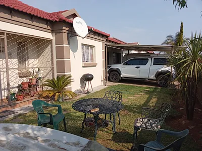 3 Bedroom Townhouse For Sale in Witbank - img