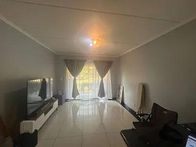 1 Bedroom Apartment To Rent in Midrand - img