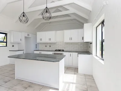 3 Bedroom House For Sale in Velddrif - img