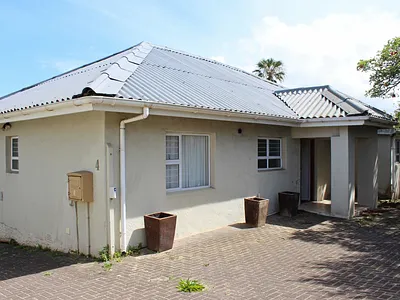 4 Bedroom House For Sale in Port Alfred - M6Z6.webp
