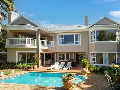 5 Bedroom House For Sale in Kleinemonde - img