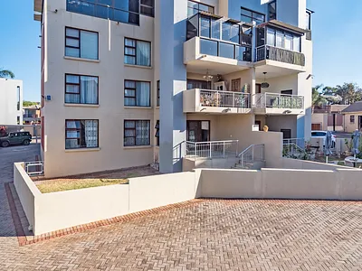 3 Bedroom Townhouse For Sale in Krugersdorp - CQya.webp