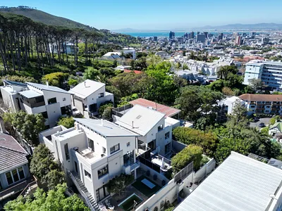3 Bedroom House For Sale in Cape Town - img