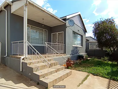 3 Bedroom House For Sale in Johannesburg - KSpa.webp