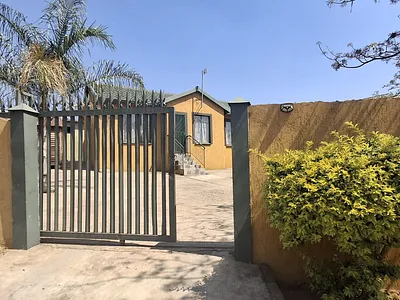 3 Bedroom House For Sale in Pretoria - img