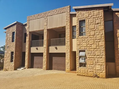 3 Bedroom Townhouse For Sale in Rustenburg - 8l6x.webp
