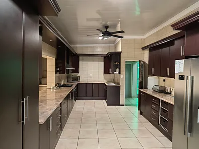 4 Bedroom House For Sale in Bethal - img